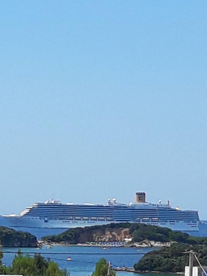 Vila Oscar Aparthotel Ksamil Buitenkant foto